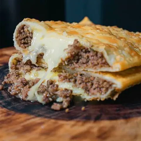 Carne + Queijo